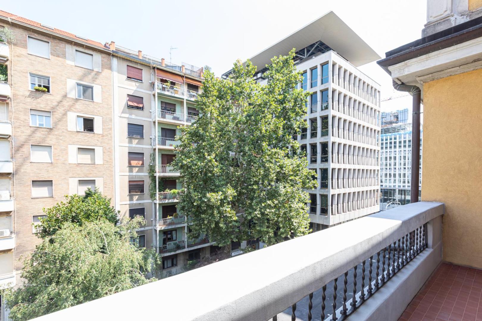 With Balcony - Collection Apartamento Milán